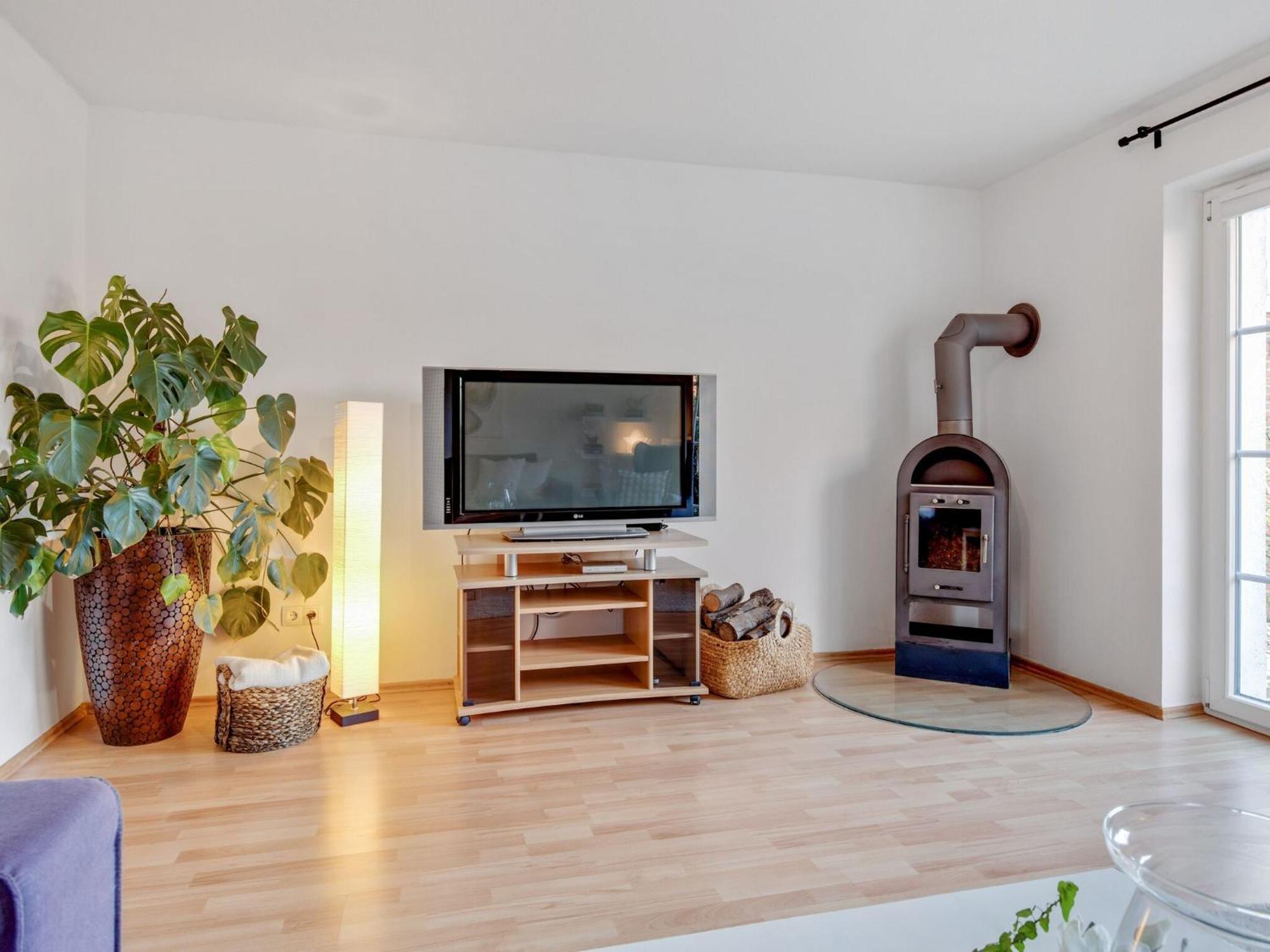 Enticing Holiday Home in Oldenburg with Garden near Sea Dannau Exterior foto